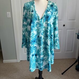 Jordan Taylor Teal and White V-Neck tunic top or swimsuit cover. Size XL